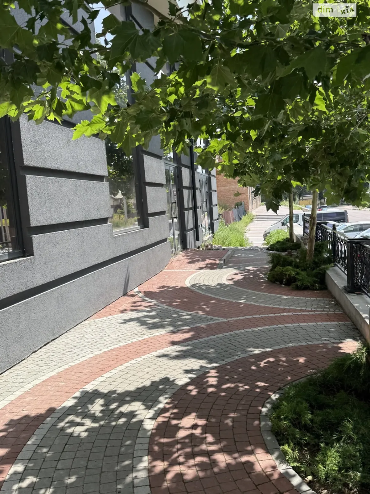 Здається в оренду приміщення вільного призначення 362 кв. м в 2-поверховій будівлі, цена: 2000 $ - фото 1