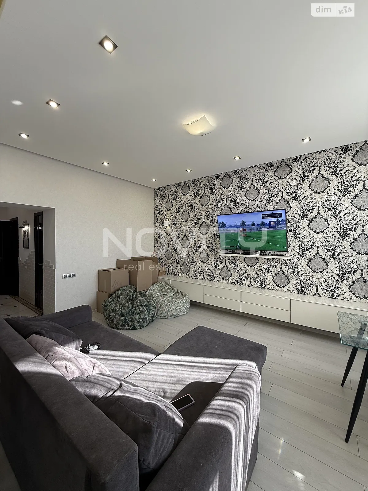 Продается 5-комнатная квартира 220 кв. м в Одессе, ул. Академика Заболотного, 63/1 - фото 1