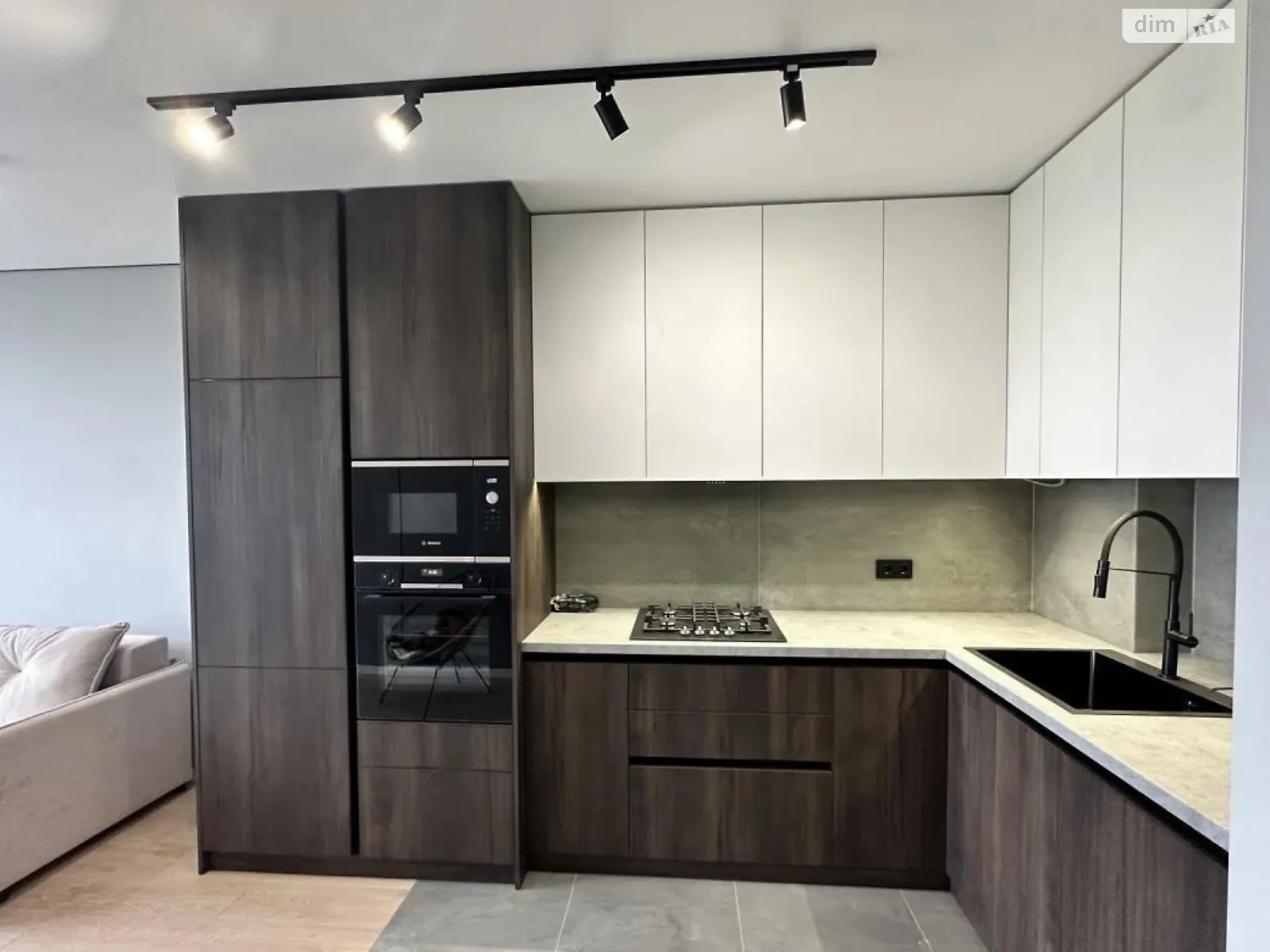 Продается 1-комнатная квартира 46 кв. м в Сокольниках, ул. Героев Крут - фото 1
