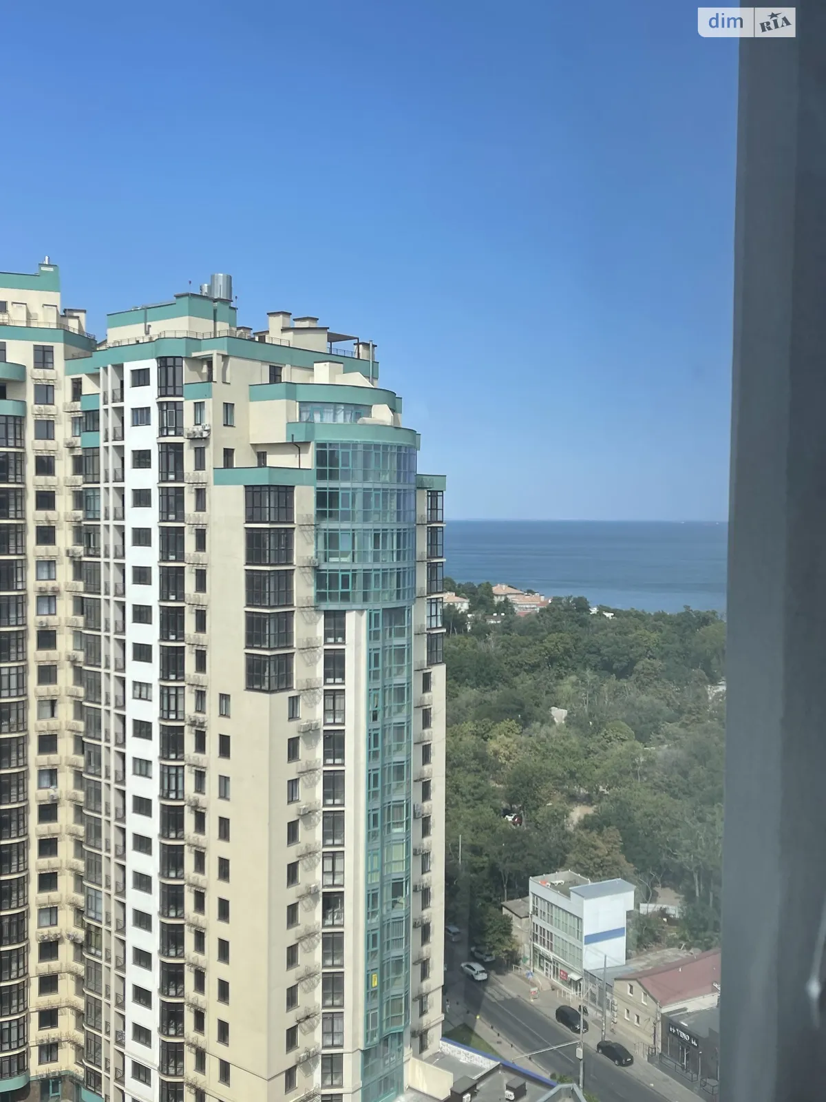 Продається 1-кімнатна квартира 41.5 кв. м у Одесі, Фонтанська дор. - фото 1