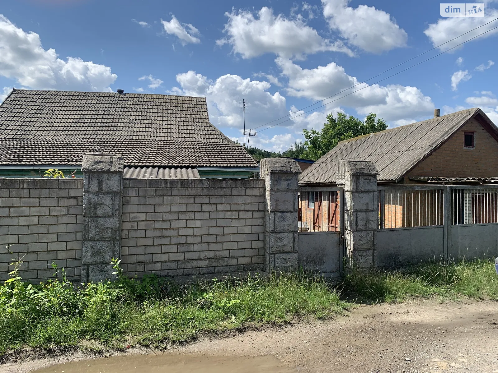 Продается одноэтажный дом 76 кв. м с гаражом, цена: 28000 $ - фото 1