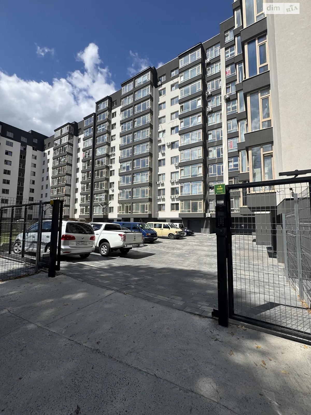 Продается 1-комнатная квартира 38.6 кв. м в Ивано-Франковске, ул. Волошина Августина, 2Б - фото 1