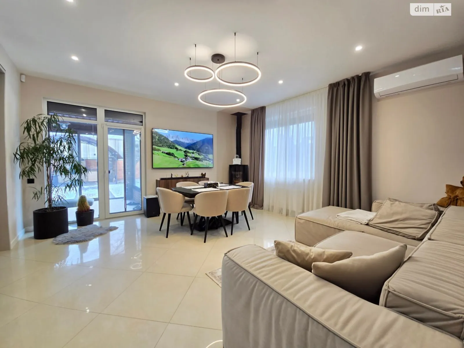 Продается дом на 2 этажа 141 кв. м с камином, цена: 290000 $ - фото 1