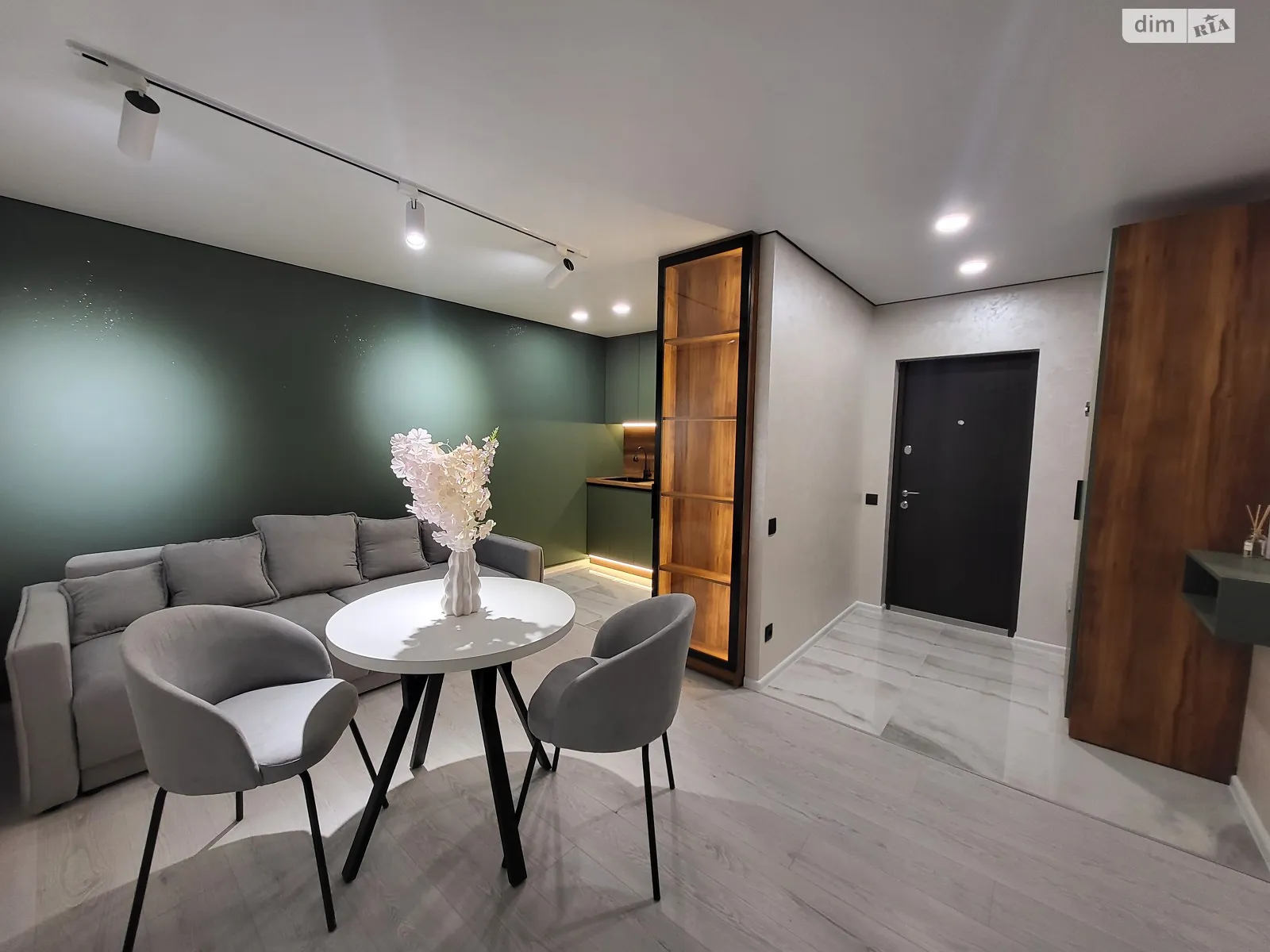 2-комнатная квартира 56 кв. м в Тернополе, ул. Смакулы - фото 1