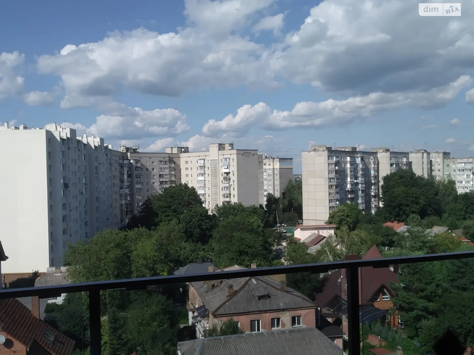Продается 3-комнатная квартира 104.32 кв. м в Ровно, ул. Вышиванки(Орлова), 2 - фото 1