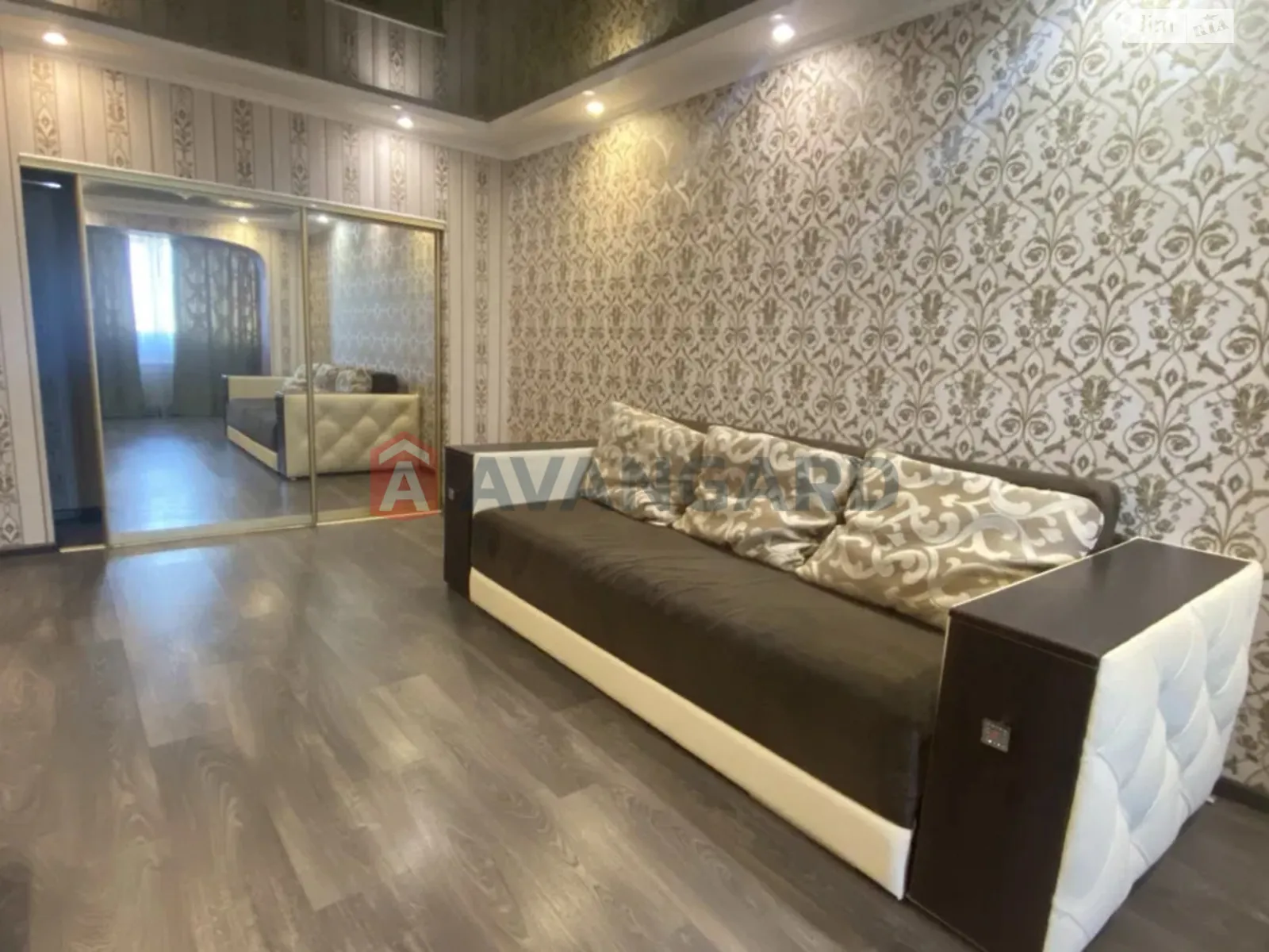 2-комнатная квартира 51 кв. м в Запорожье, ул. Нагнибеды - фото 1