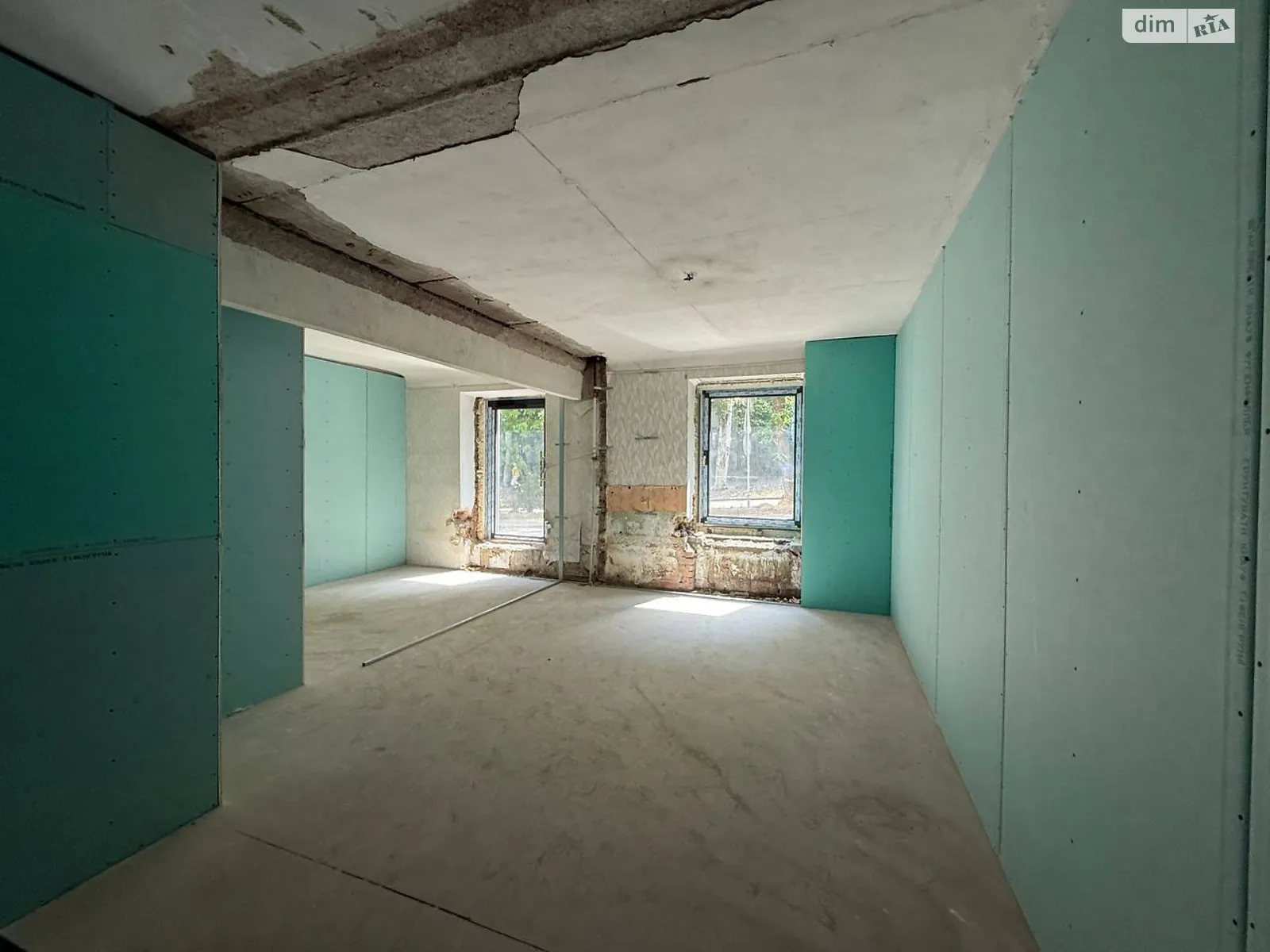 Сдается в аренду помещения свободного назначения 198.4 кв. м в 5-этажном здании, цена: 1500 $ - фото 1