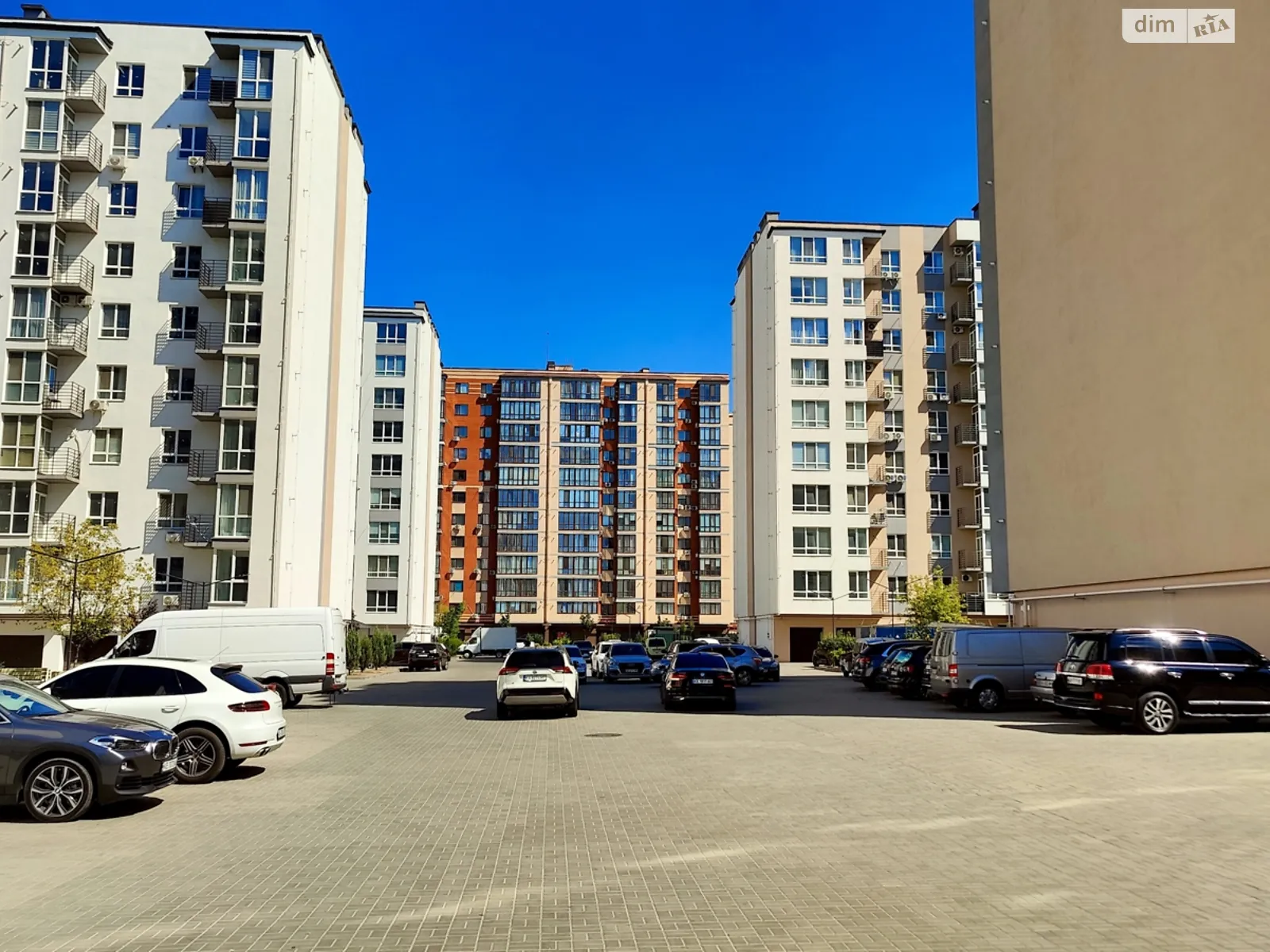 Продається 1-кімнатна квартира 45 кв. м у Слобожанському, вул. Співдружності, 7 - фото 1