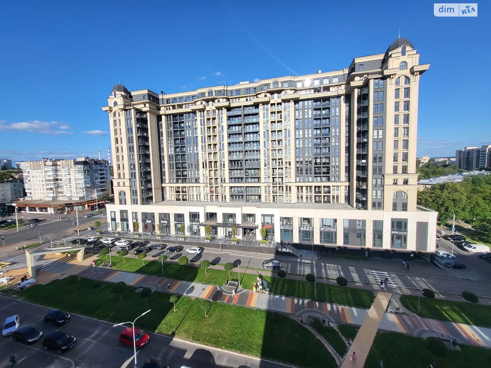 Сдается в аренду офис 257 кв. м в бизнес-центре, цена: 70000 грн - фото 1