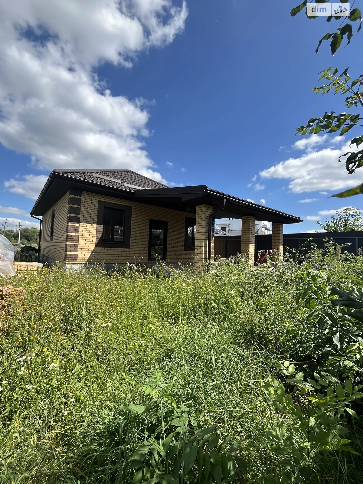 Продается одноэтажный дом 115 кв. м с балконом, цена: 160000 $ - фото 1