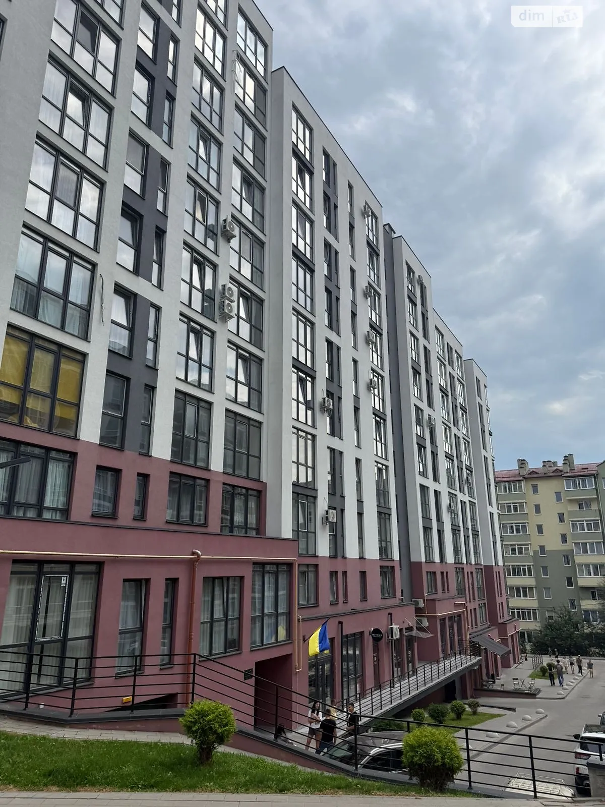 Продается 2-комнатная квартира 60.1 кв. м в Львове, ул. Малоголоскивская, 32Б - фото 1