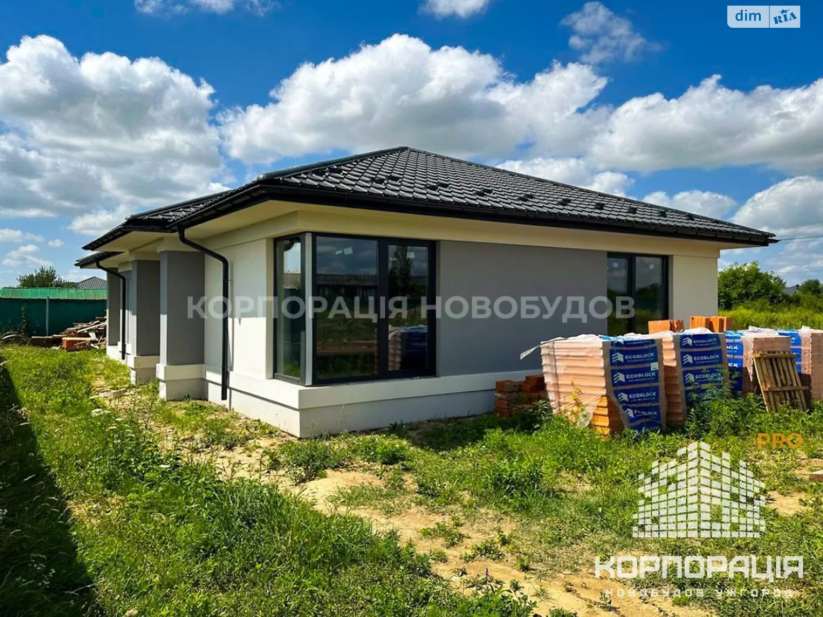 Продается одноэтажный дом 115 кв. м с бассейном, цена: 115000 $ - фото 1