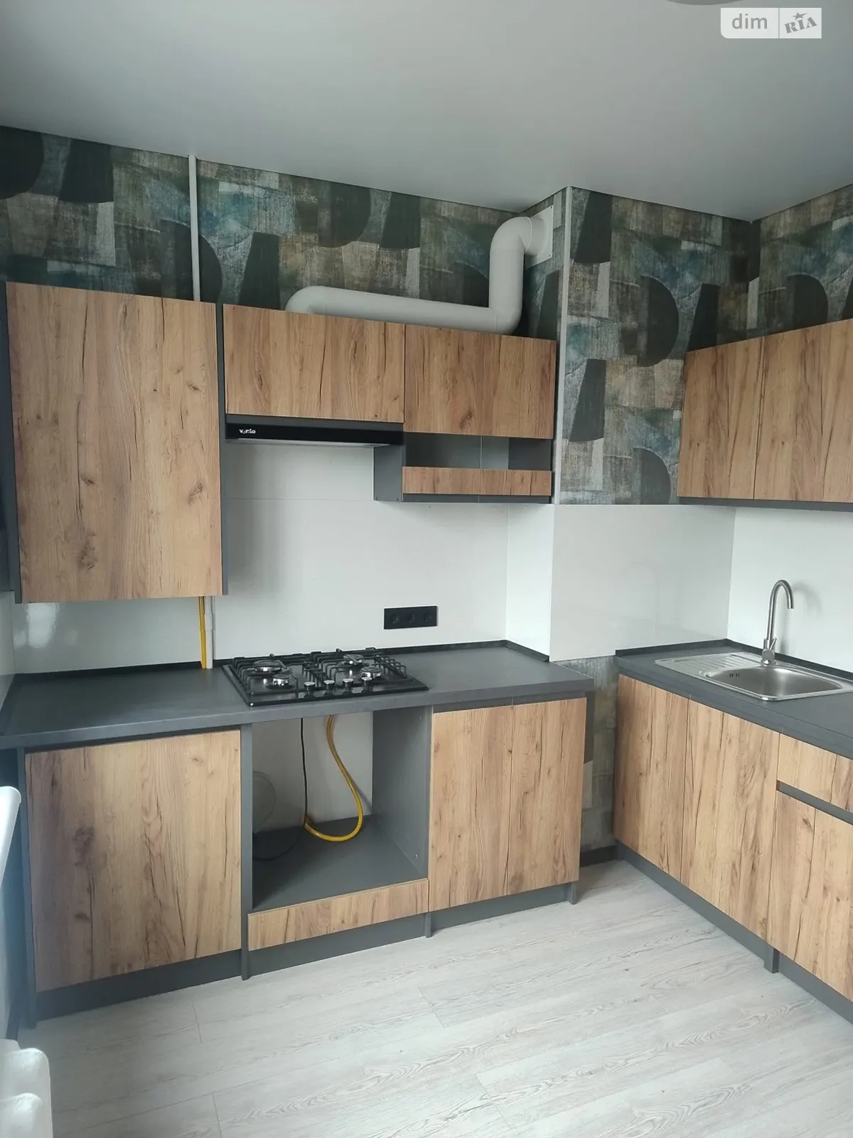 Продается 1-комнатная квартира 34.9 кв. м в Белой Церкви, ул. Томиловская - фото 1