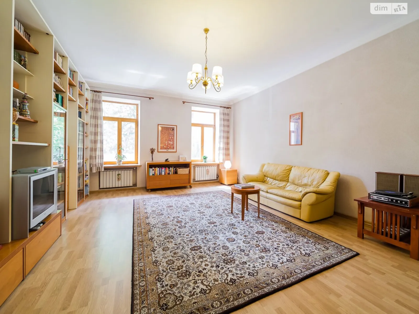 Сдается в аренду 3-комнатная квартира 110 кв. м в Киеве, ул. Богдана Хмельницкого, 74 - фото 1