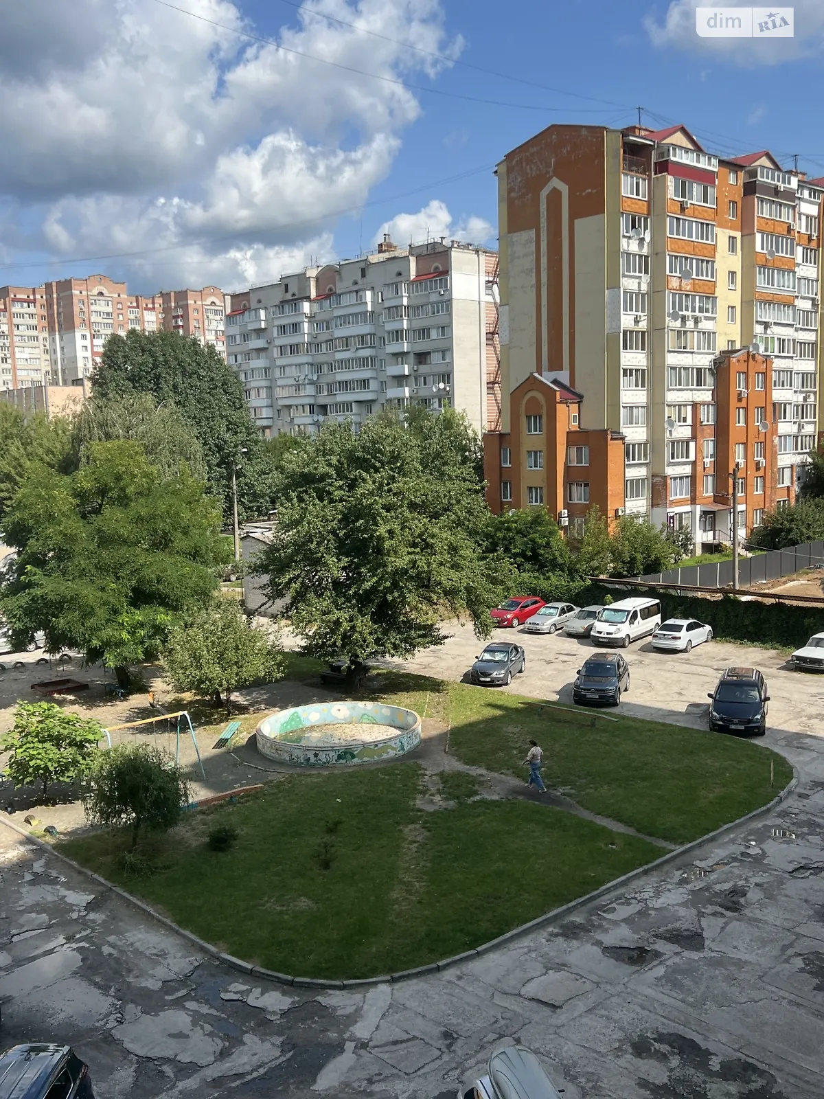 Продається 3-кімнатна квартира 92.2 кв. м у Броварах, вул. Харківська(Декабристів), 44 - фото 1