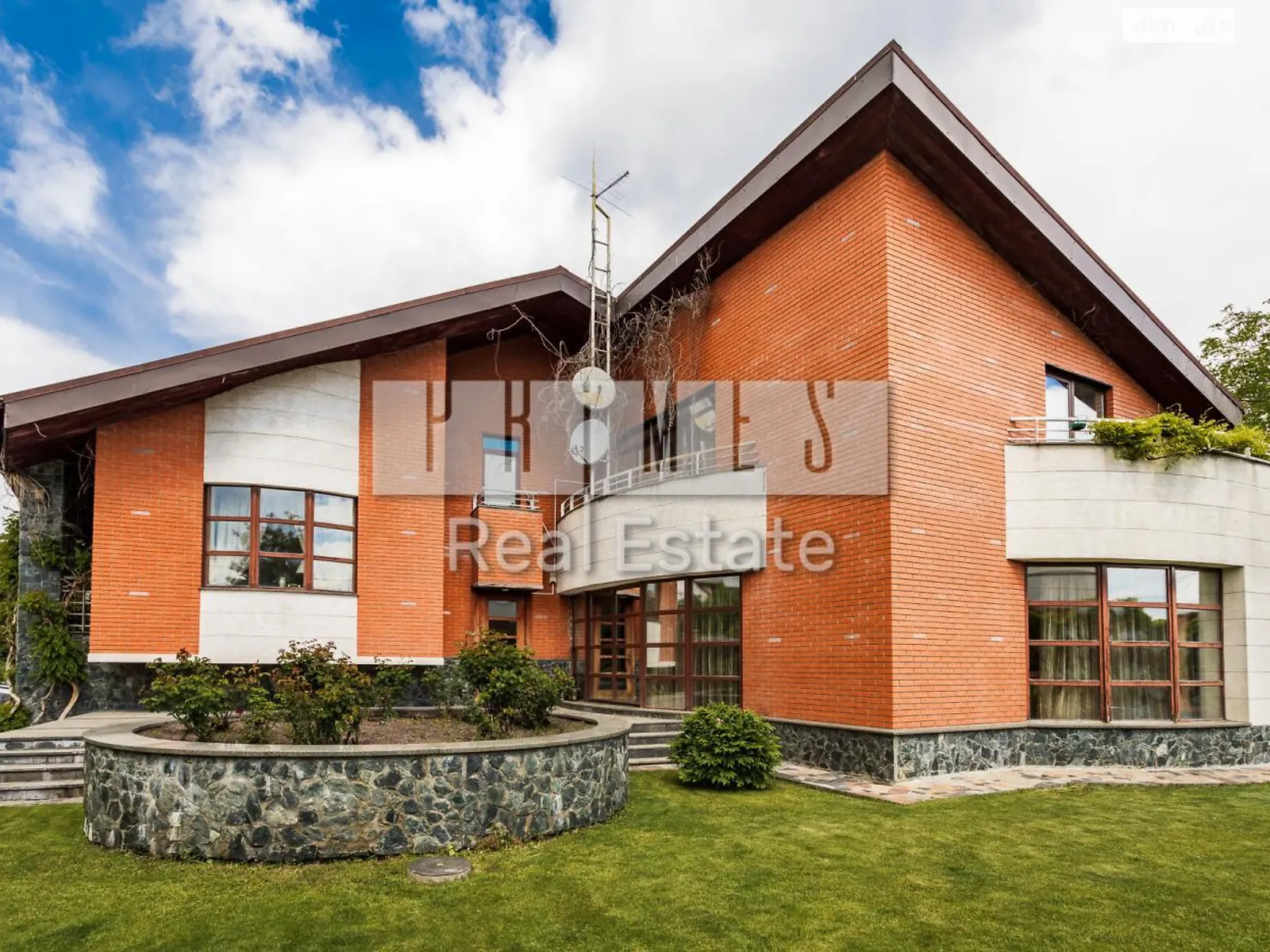 Продається будинок 2 поверховий 453.9 кв. м з садом, цена: 500000 $ - фото 1