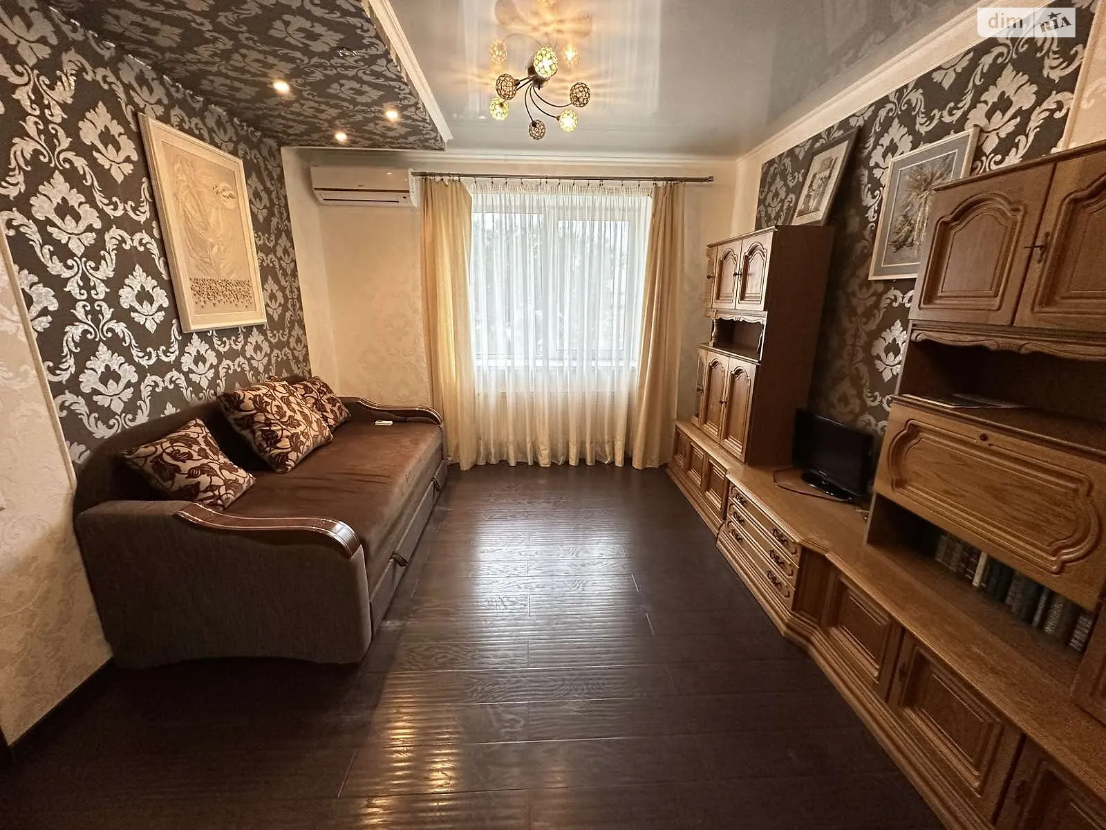 Продається 1-кімнатна квартира 38 кв. м у Ірпені, вул. 10-а лінія, 4Є - фото 1