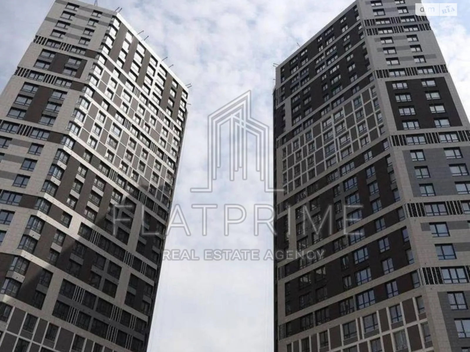 Продается 2-комнатная квартира 69.8 кв. м в Киеве, ул. Дегтяревская, 25Е - фото 1