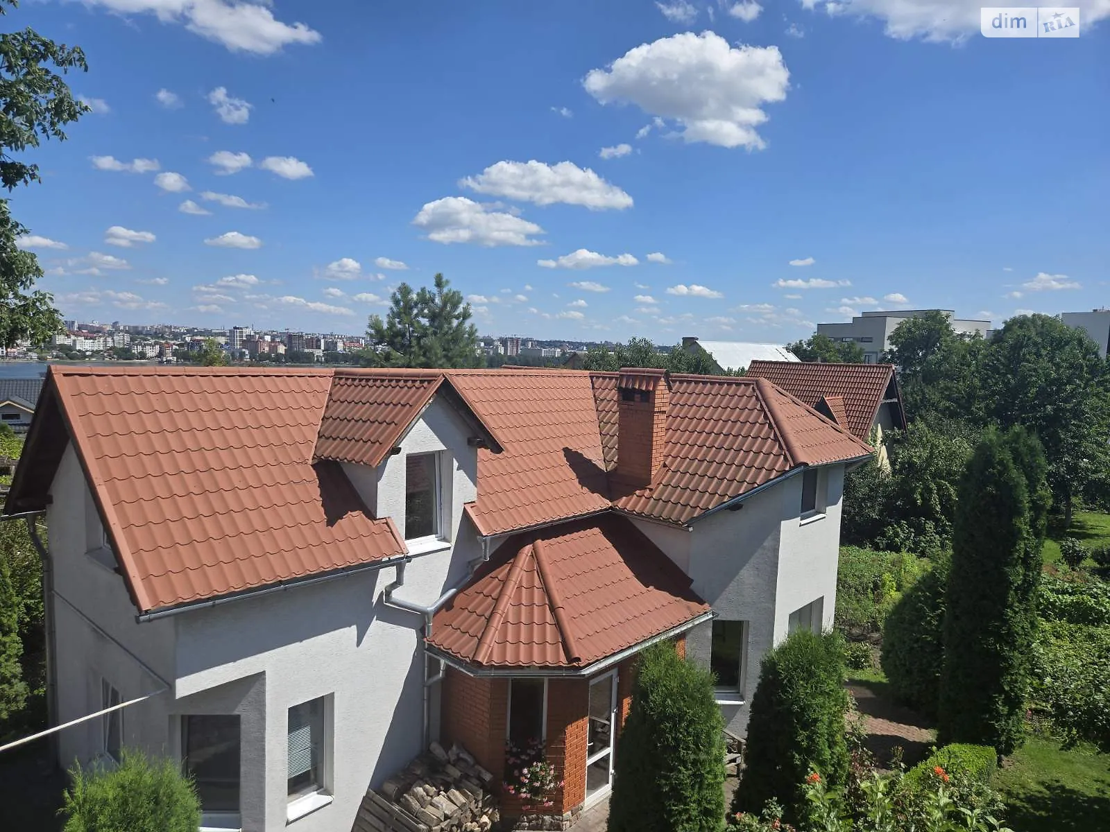Продается дом на 2 этажа 450 кв. м с гаражом, цена: 390000 $ - фото 1