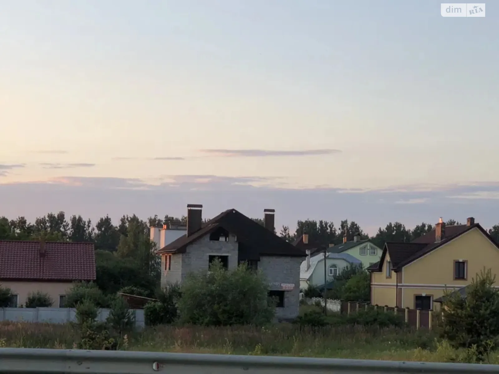 Продается дом на 2 этажа 226 кв. м с балконом, цена: 98000 $ - фото 1