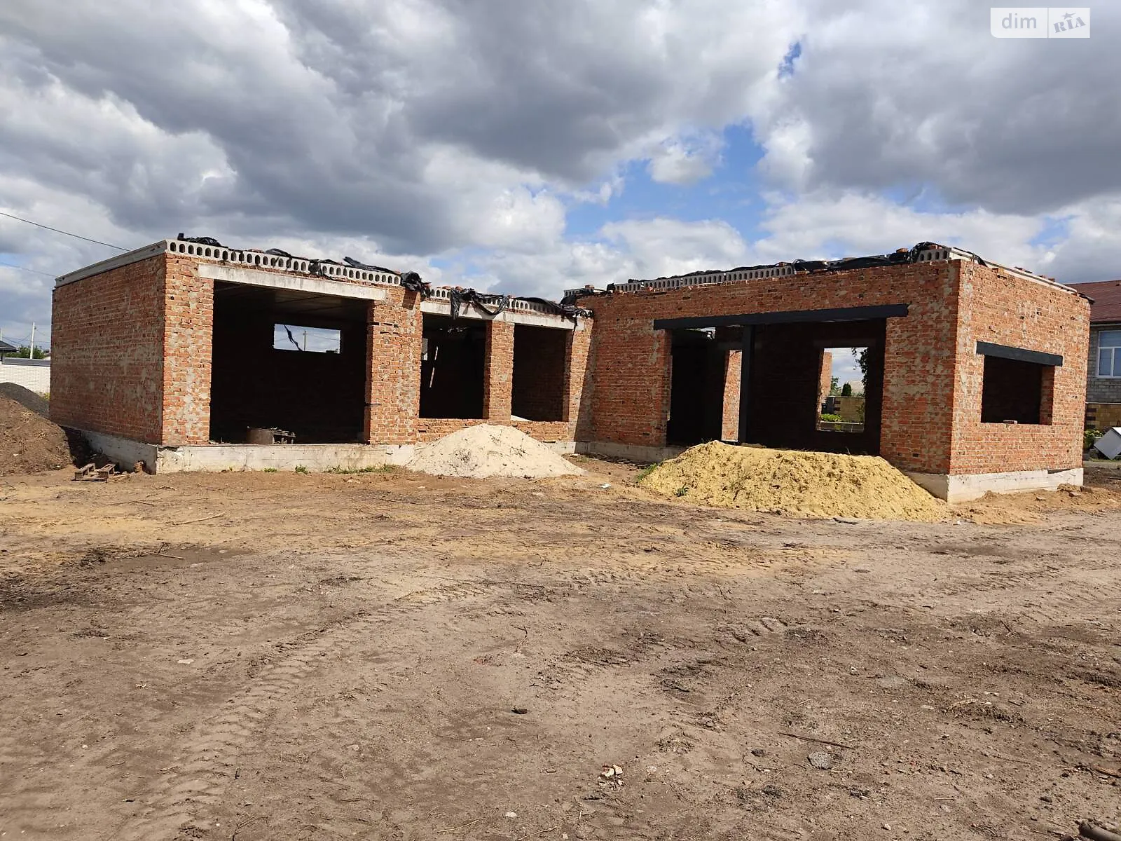 Продається одноповерховий будинок 160 кв. м з ділянкою, цена: 55000 $ - фото 1