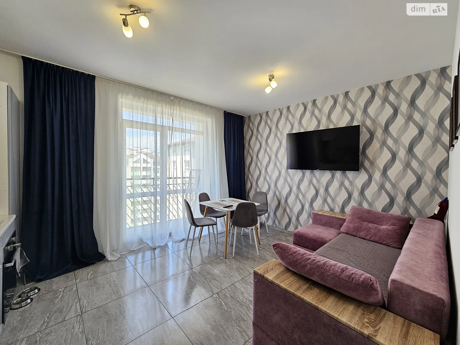 Продається 2-кімнатна квартира 64.4 кв. м у Івано-Франківську, вул. Стуса Василя - фото 1