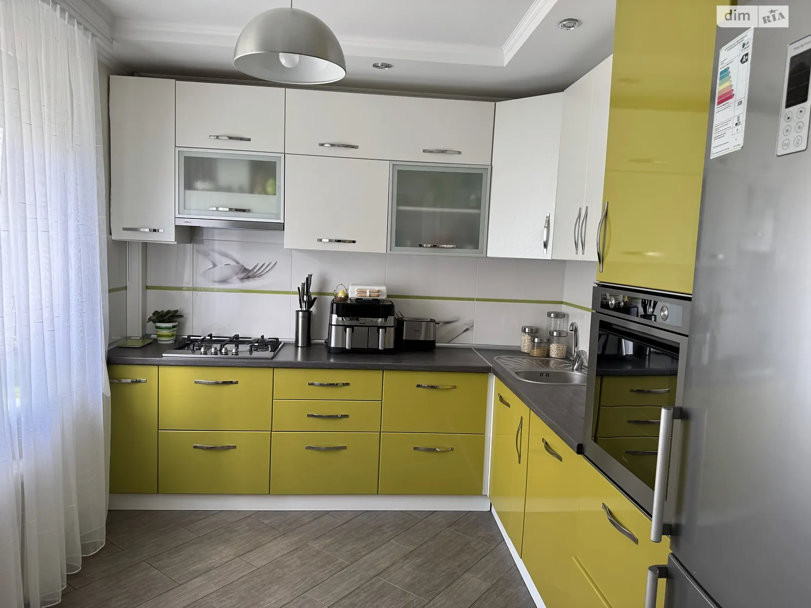 Продается 3-комнатная квартира 103 кв. м в Хмельницком, ул. Кармелюка - фото 1