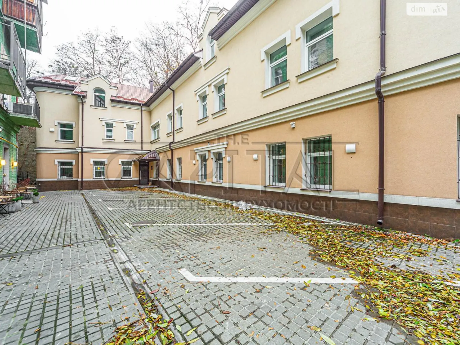 Сдается в аренду офис 700 кв. м в бизнес-центре, цена: 9000 $ - фото 1