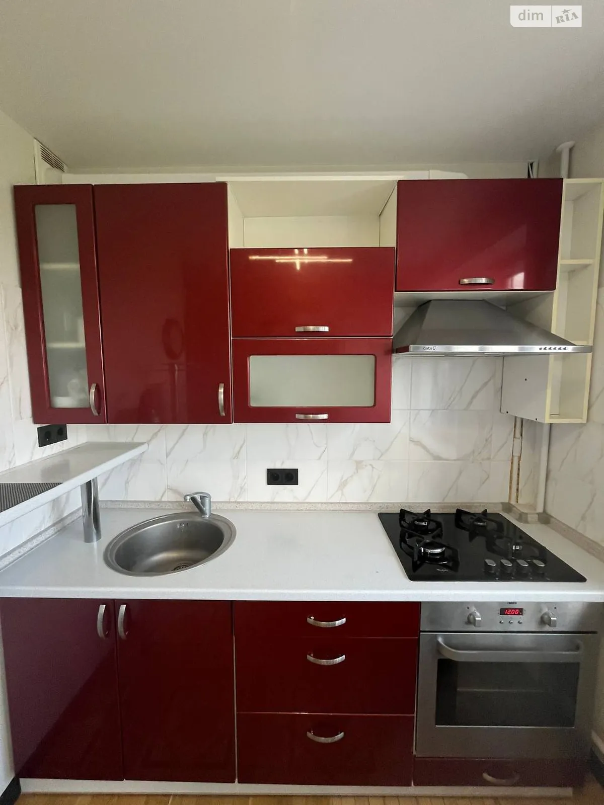 Продается 1-комнатная квартира 36 кв. м в Харькове, ул. Гвардейцев-Широнинцев, 47 - фото 1
