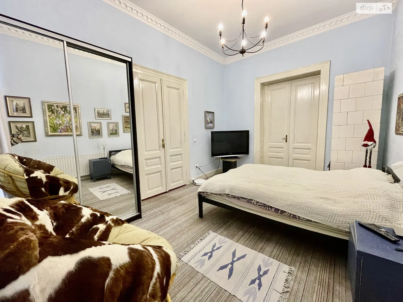 Продается 5-комнатная квартира 171 кв. м в Ужгороде, ул. Фединца, 35 - фото 1