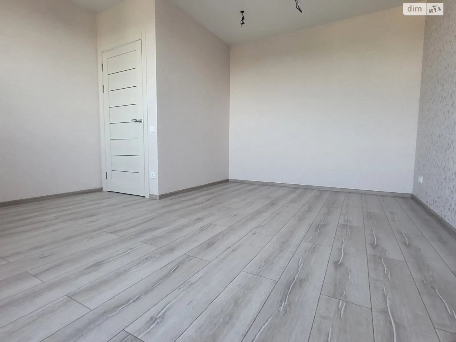 Продается 1-комнатная квартира 41 кв. м в Виннице, ул. Дмитрия Майбороды - фото 1