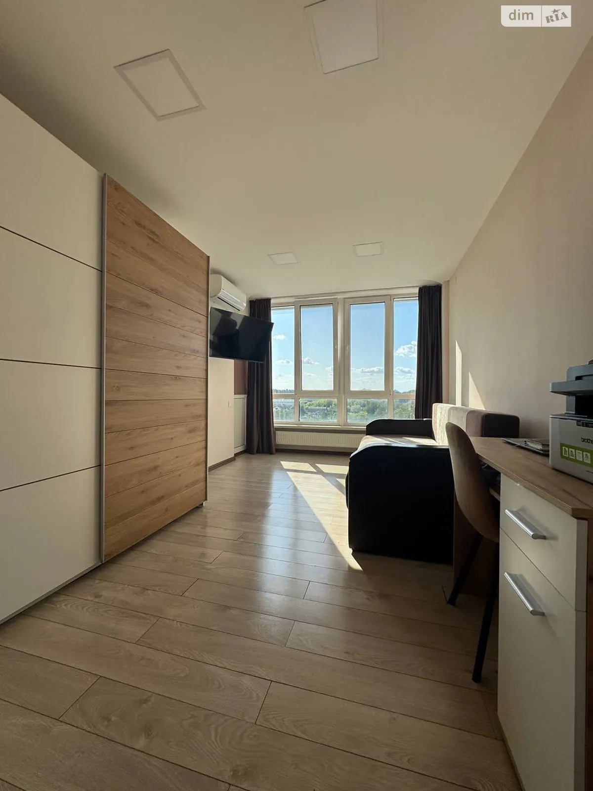 Продается 2-комнатная квартира 38.4 кв. м в Звягеле, ул. Шевченко, 71 - фото 1