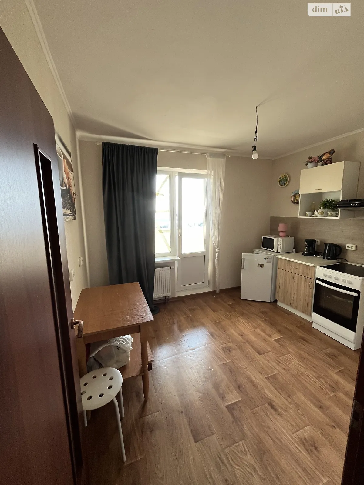 Продается 1-комнатная квартира 50 кв. м в Вышгороде, ул. Кургузова, 11Г - фото 1