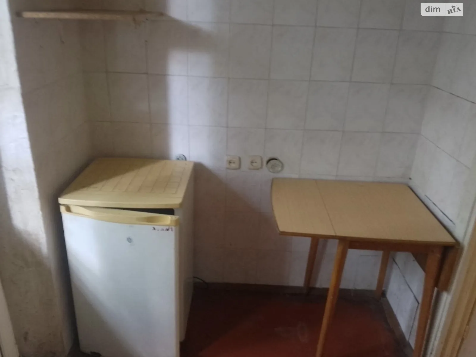 Продается 1-комнатная квартира 27.5 кв. м в Киеве, ул. Новомостицкая, 4 - фото 1