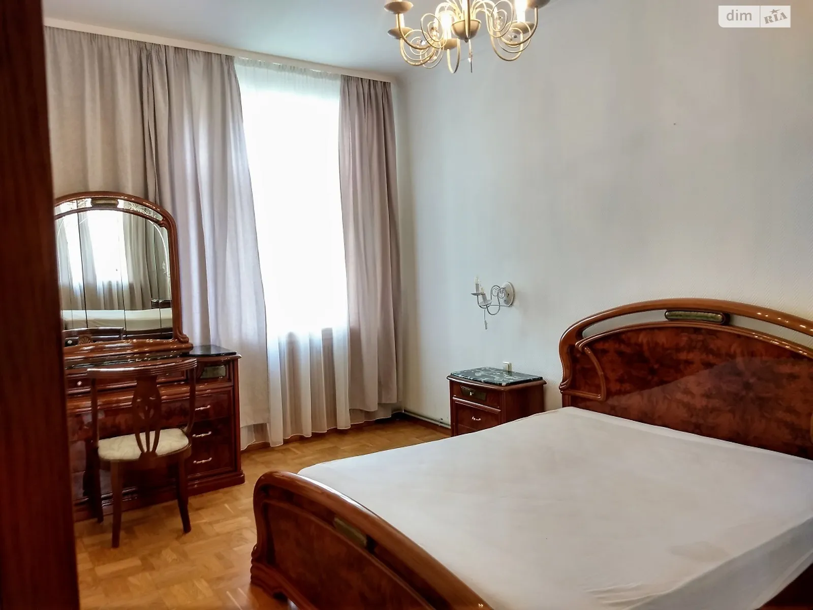 Здається в оренду 3-кімнатна квартира 68.9 кв. м у Києві, вул. Прорізна, 10 - фото 1