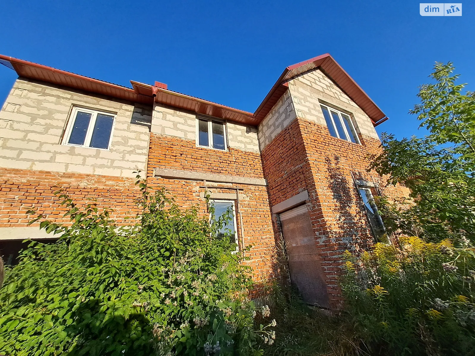 Продається будинок 2 поверховий 180 кв. м с басейном, цена: 39500 $ - фото 1