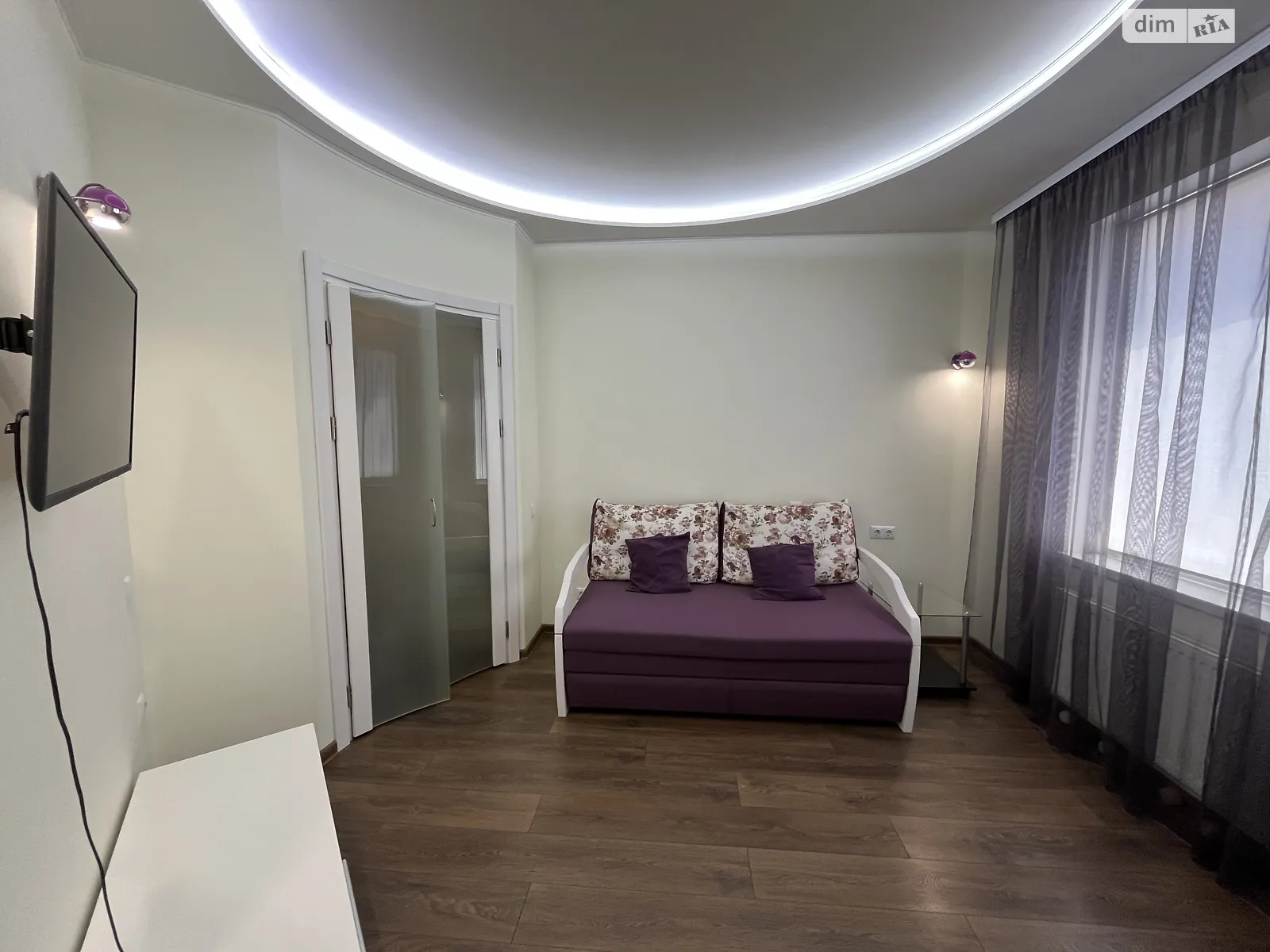 Продається 1-кімнатна квартира 40 кв. м у Лиманці, мас. Радужний - фото 1