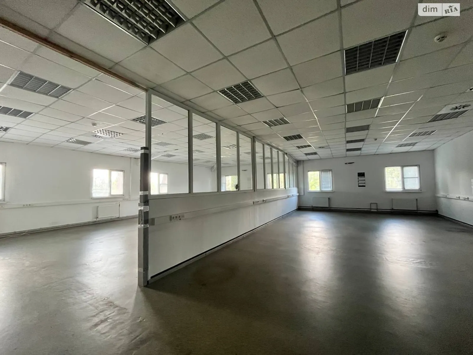Сдается в аренду офис 800 кв. м в бизнес-центре, цена: 40000 грн - фото 1