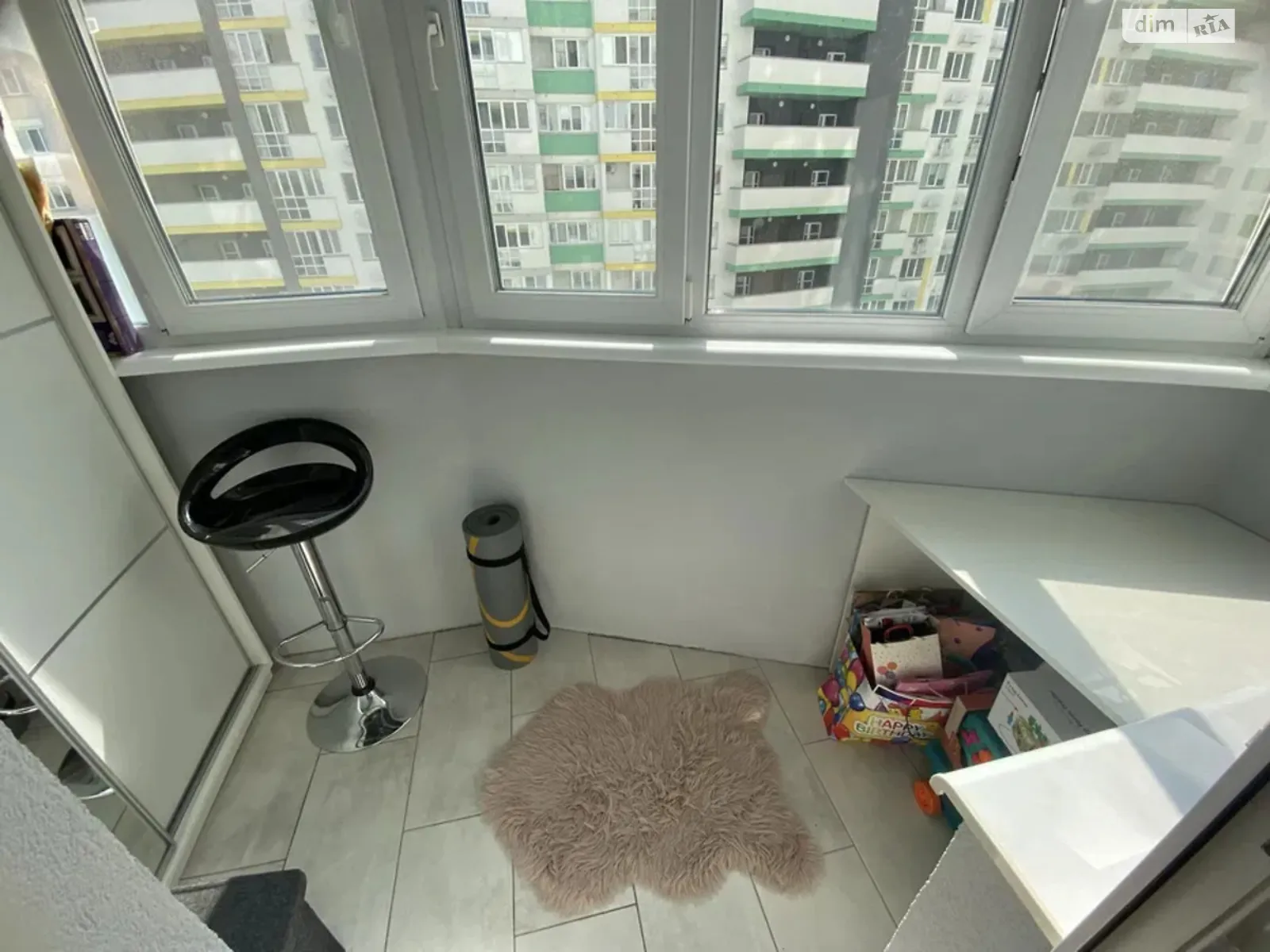 Продается 1-комнатная квартира 38.8 кв. м в Киеве, Харьковское шоссе, 210 - фото 1