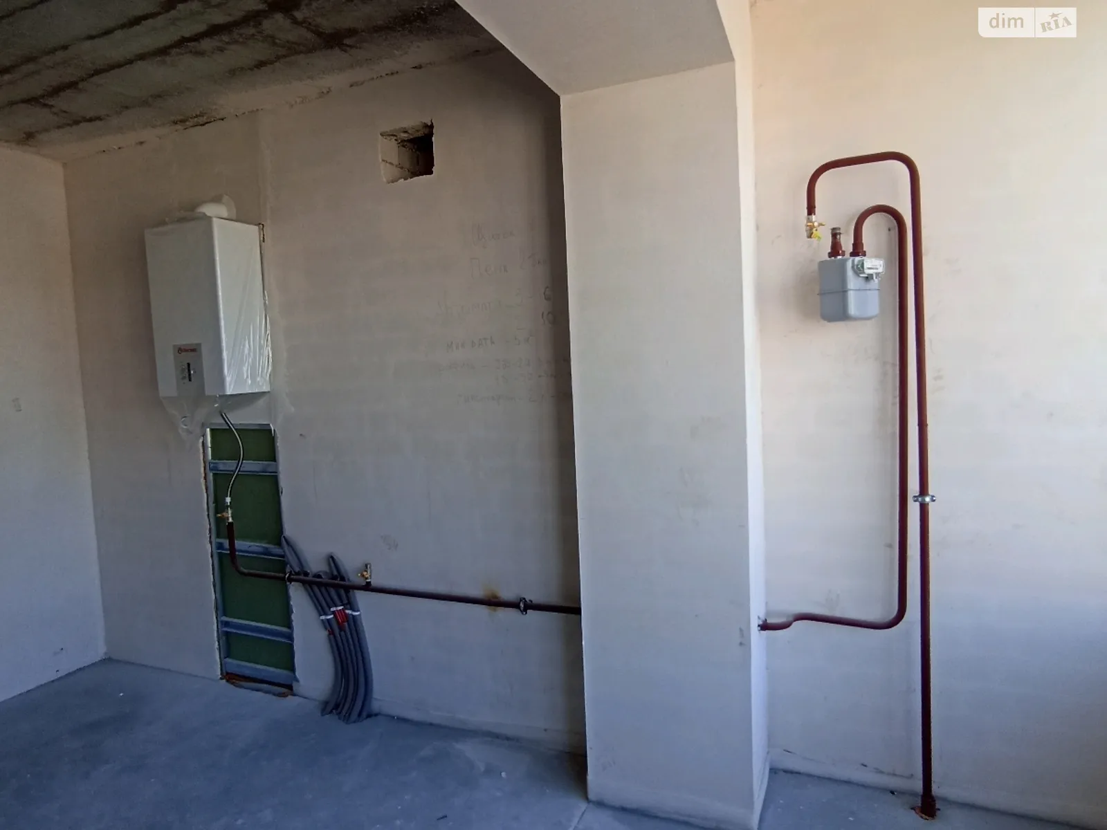 Продается 1-комнатная квартира 46 кв. м в Буче, ул. Ивана Кожедуба, 4А - фото 1