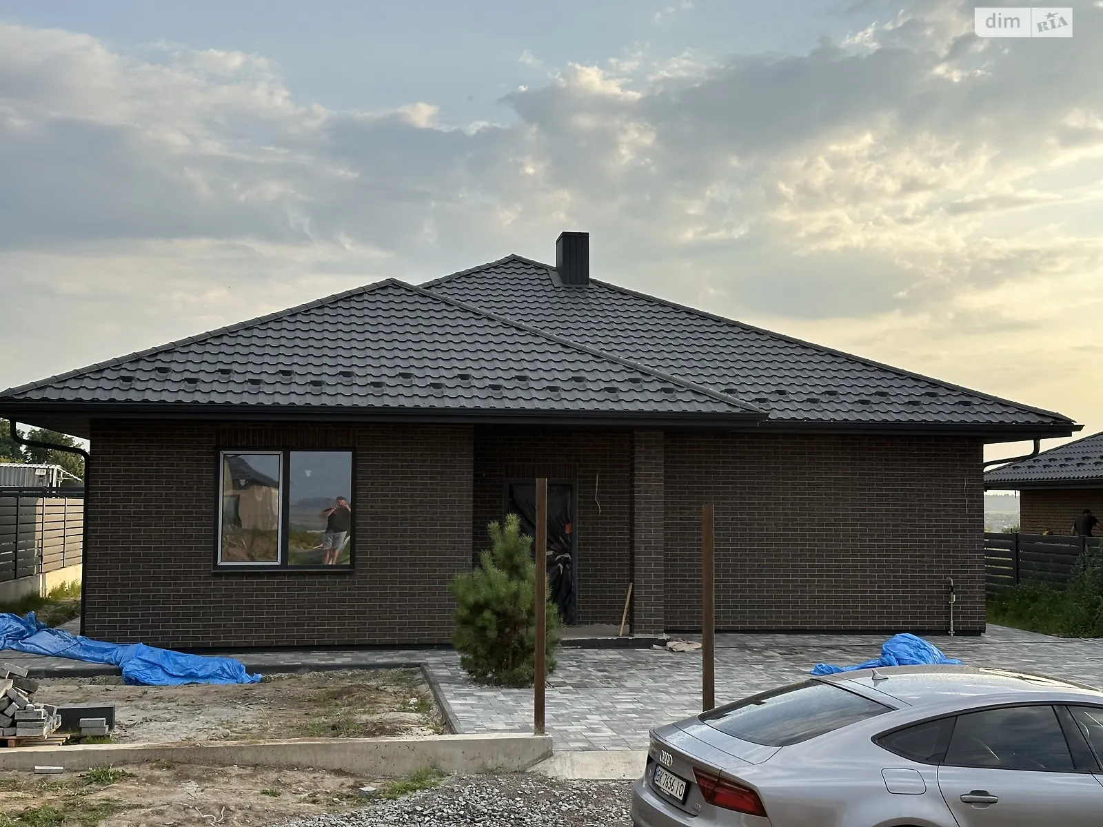 Продается одноэтажный дом 131 кв. м с гаражом, цена: 105000 $ - фото 1