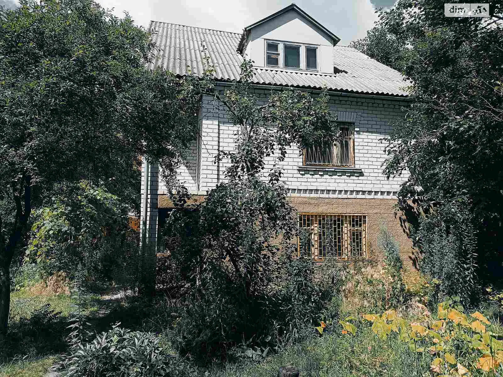 Продается дом на 3 этажа 95 кв. м с бассейном, цена: 56000 $ - фото 1