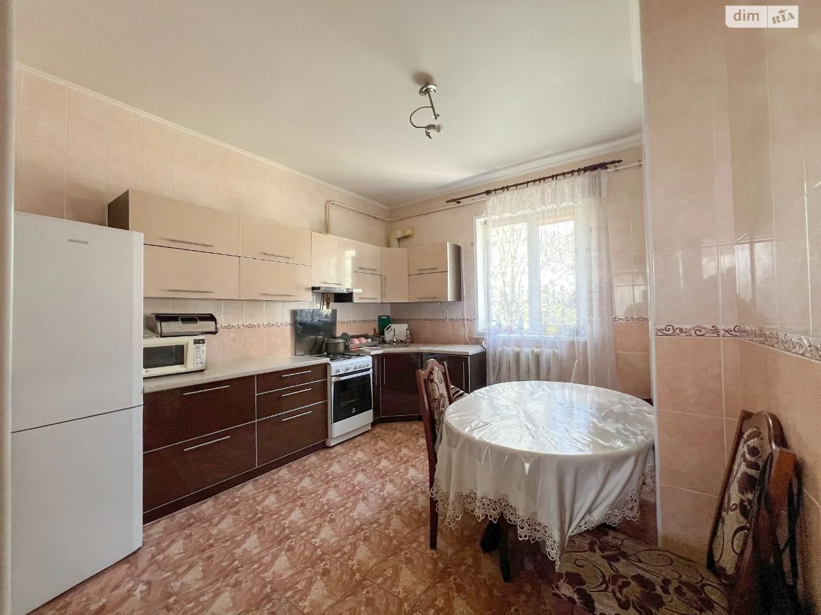 Продається будинок 2 поверховий 196.8 кв. м з ділянкою, цена: 110000 $ - фото 1