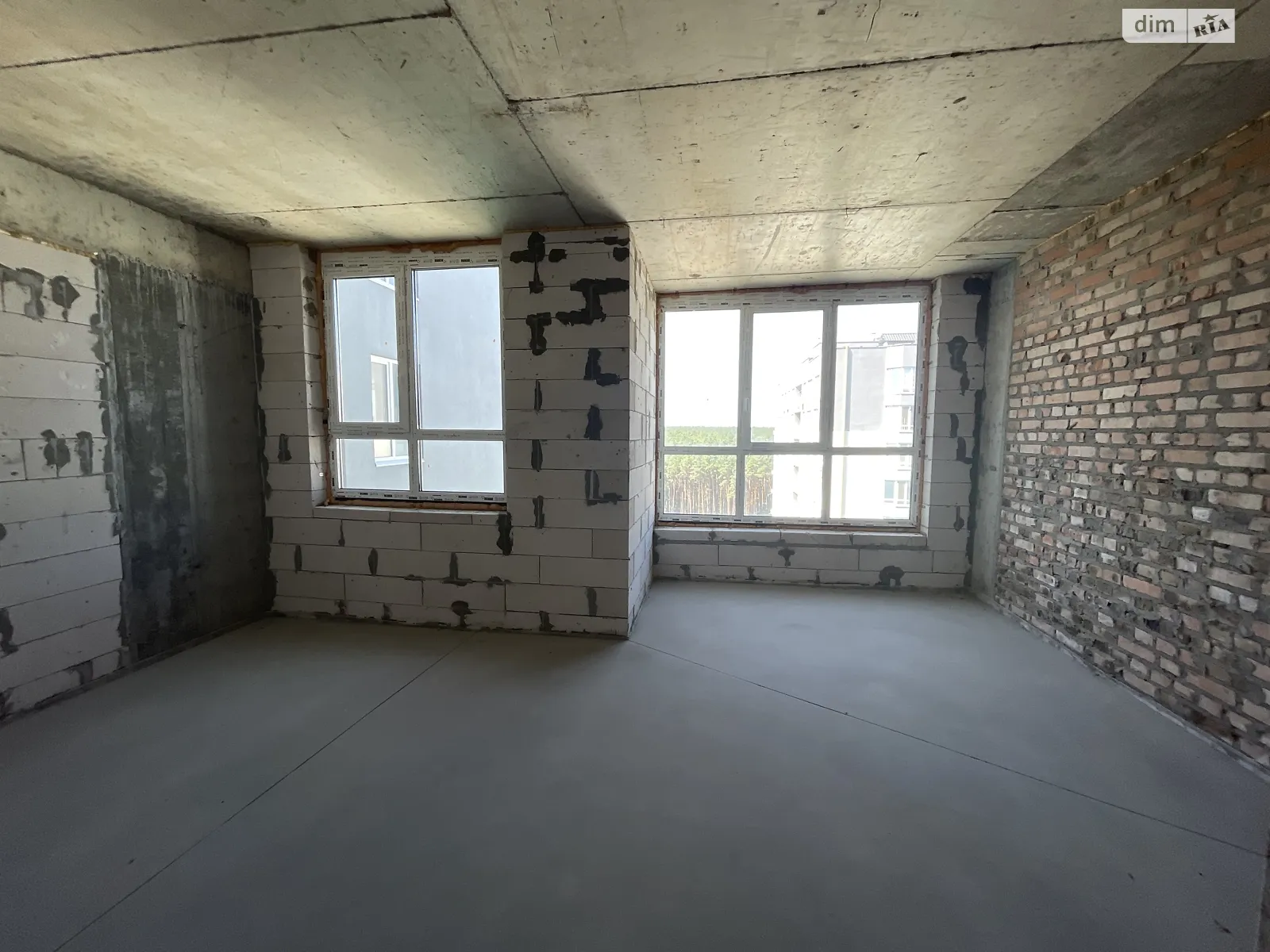 Продается 3-комнатная квартира 70 кв. м в Ирпене, ул. Университетская(Карла Маркса), 3/12 - фото 1