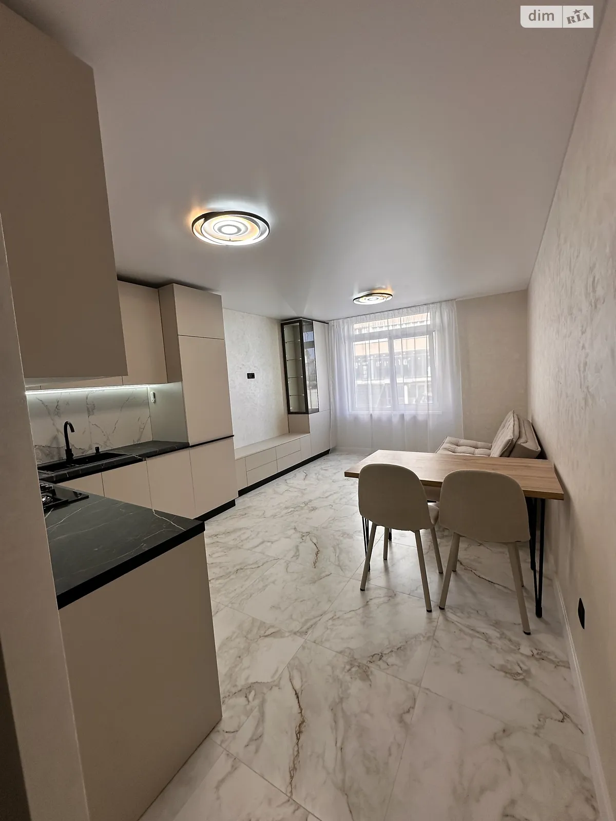 3-комнатная квартира 70 кв. м в Тернополе, ул. Смакулы, 8 - фото 1