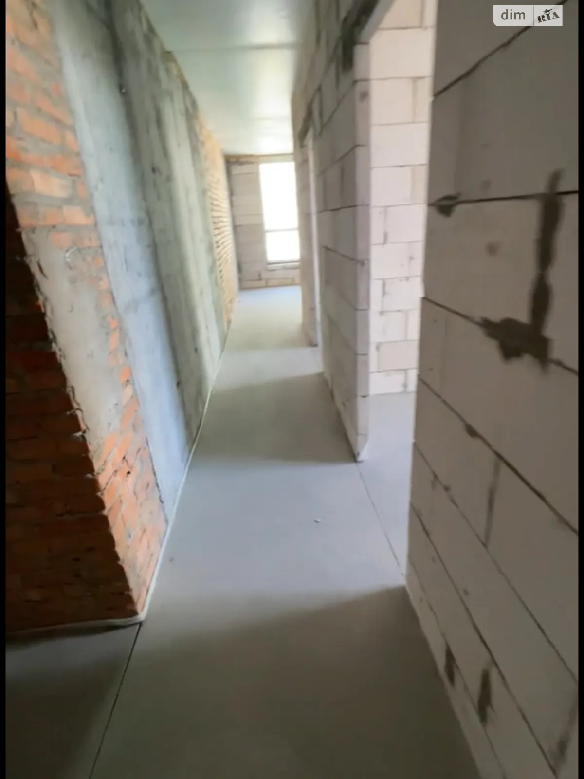 Продается 3-комнатная квартира 80 кв. м в Ирпене, ул. Университетская(Карла Маркса), 3/12 - фото 1