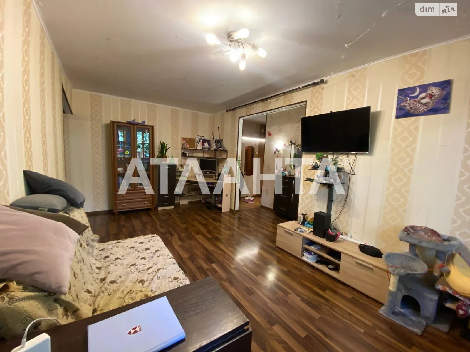 Продается 3-комнатная квартира 58 кв. м в Одессе, ул. Ивана и Юрия Лип - фото 1