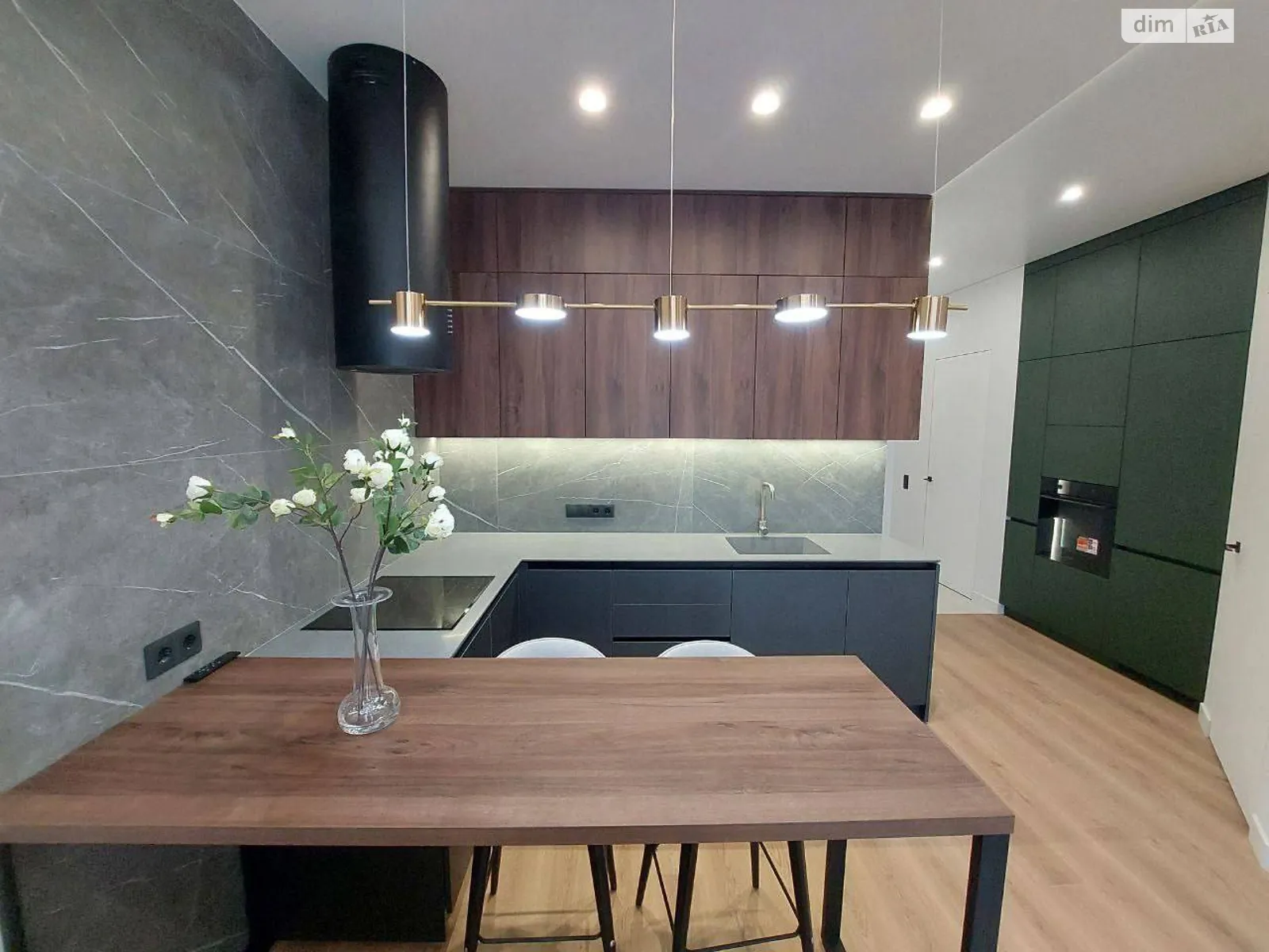 Сдается в аренду 2-комнатная квартира 50 кв. м в Днепре, ул. Короленко, 2К - фото 1