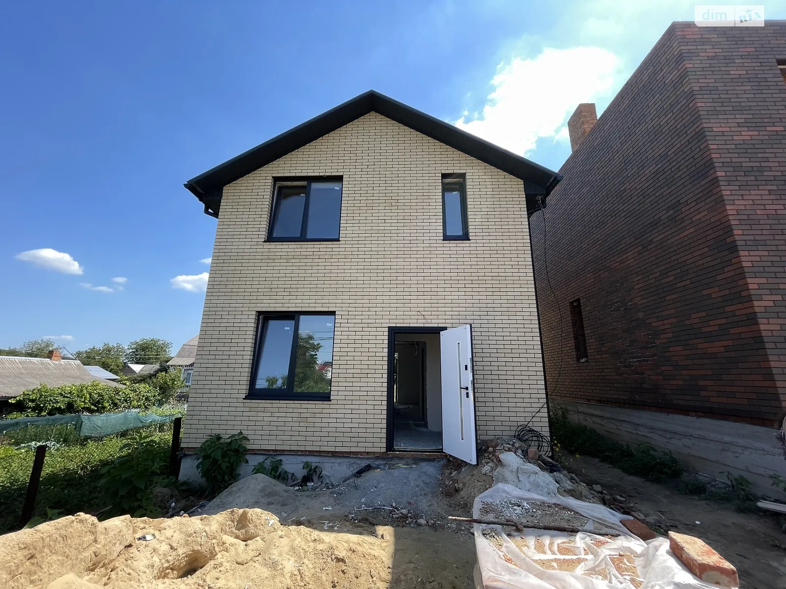 Продается дом на 2 этажа 105 кв. м с террасой, цена: 88000 $ - фото 1