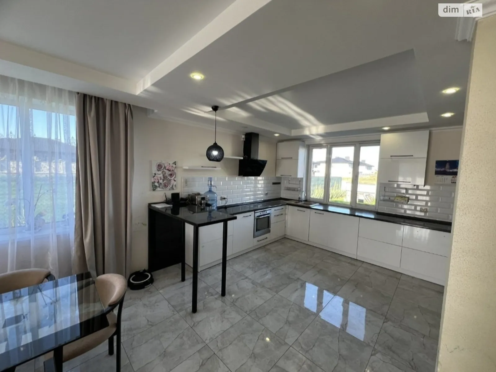 Продається одноповерховий будинок 226 кв. м з банею/сауною, цена: 190000 $ - фото 1